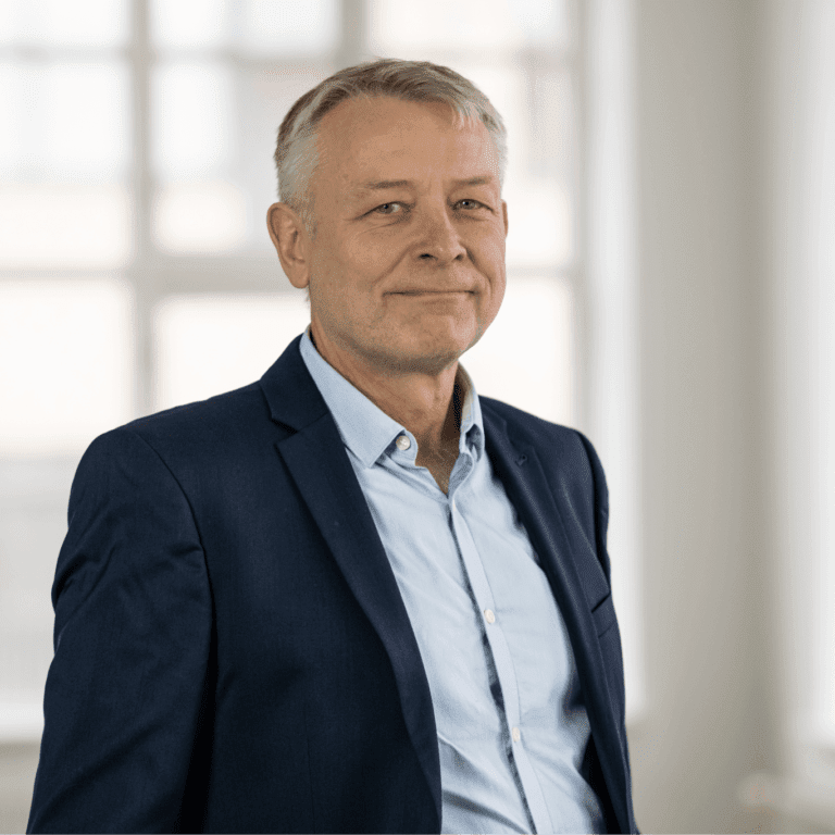 Contractus - Gert portrait image